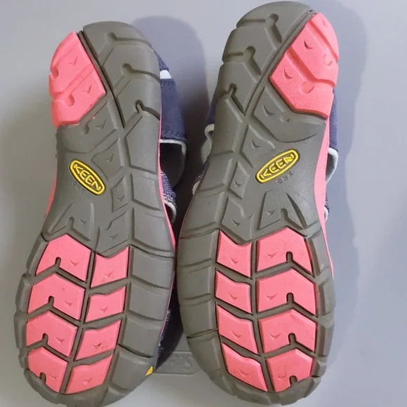 Keen Women's Sporty Pink and Gray Sandals - Picture 3 of 4